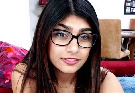 No other sex tube is more popular and features more <strong>Mia Khalifa</strong> Pov scenes than Pornhub! Browse through our impressive selection of porn videos in HD quality on any device you own. . Mia khalifa virtual reality